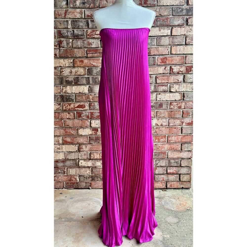 Boohoo Dress Size 4 Purple Pleated Satin Bandeau Maxi evening dress Glam